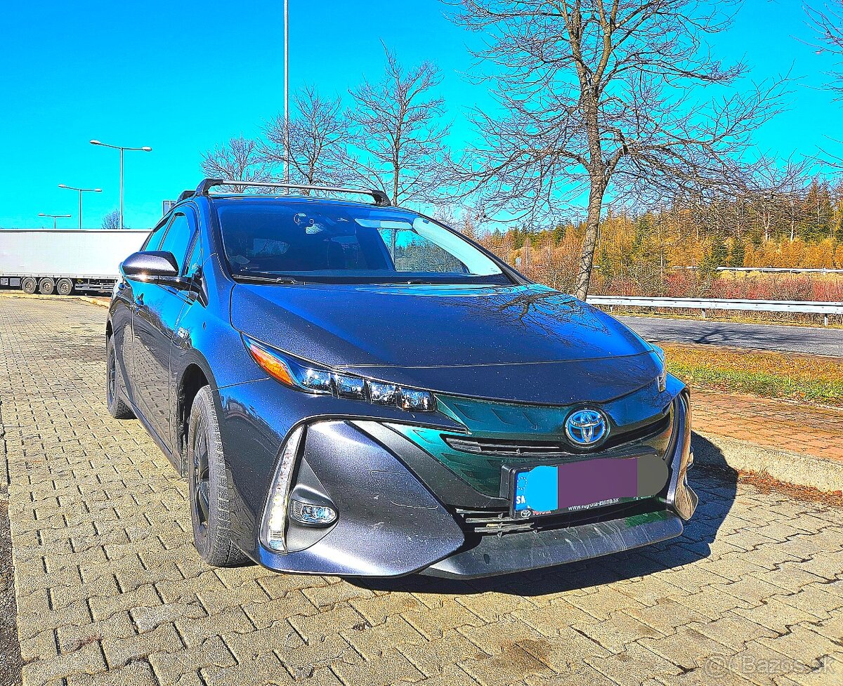 Predám Prius Plug-in hybrid Comfort