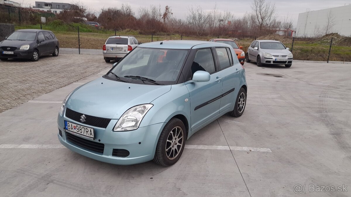 Suzuki Swift 1.3 67 kw kup.SR