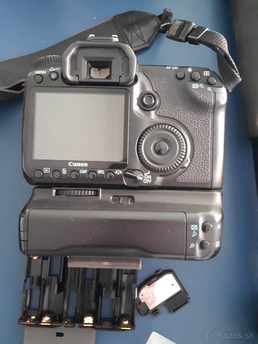 Canon EOS 40D battery grip