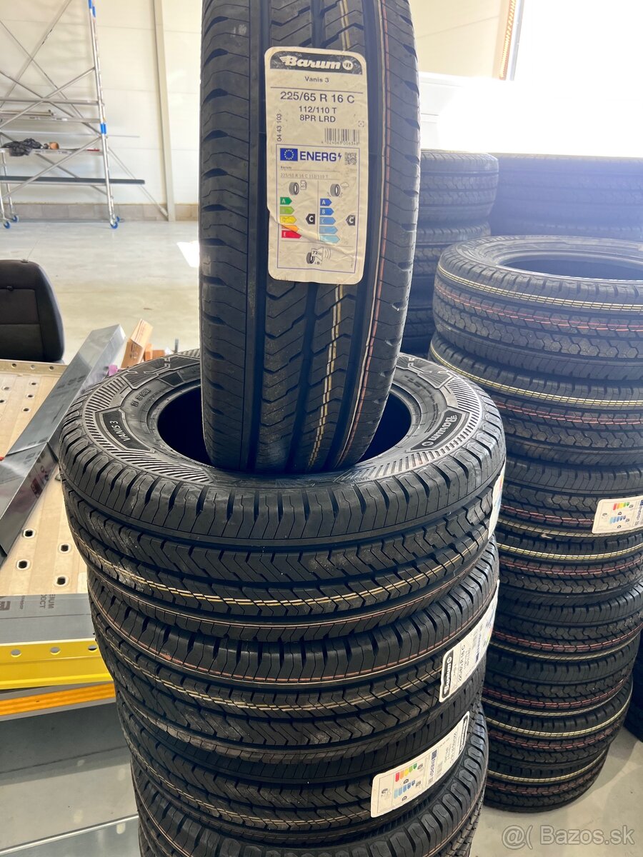 225/65 R16 C barum letne