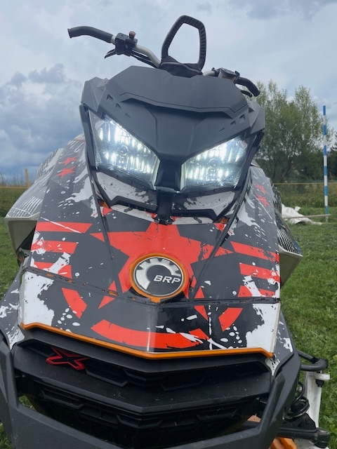 Predám SKI DOO 850