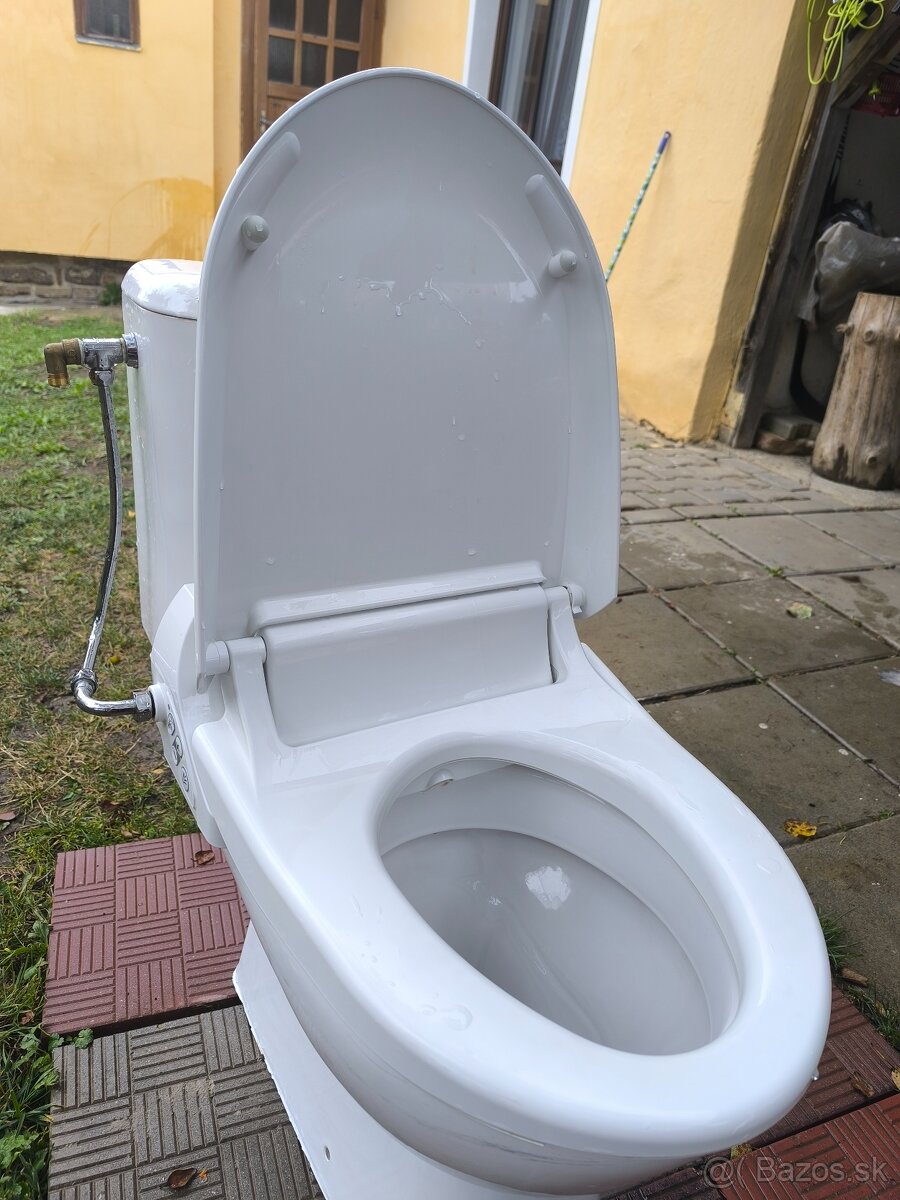 WC s bidetom Geberit Aqua Clean 4000