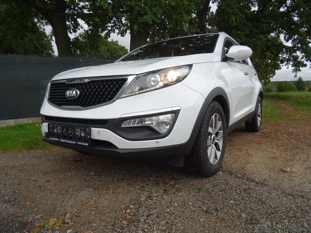 Kia Sportage 1,7 CRDi 85 kW 2x sada alu kol, pěkná výbava