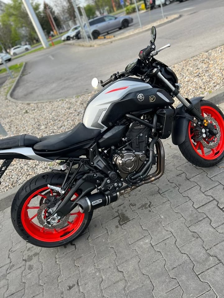 2020 Yamaha mt-07 35kw a2