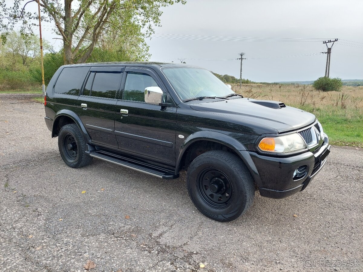 Mitsubishi Pajero Sport 2.5 TD 85 kW.