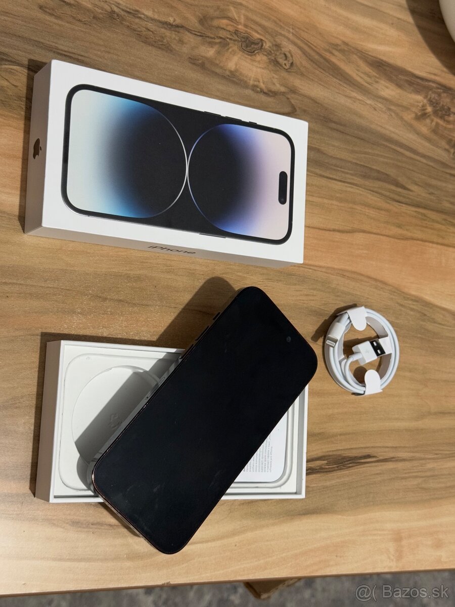 Predám Apple iPhone 14 PRO 128GB Black Malé známky opotrebov