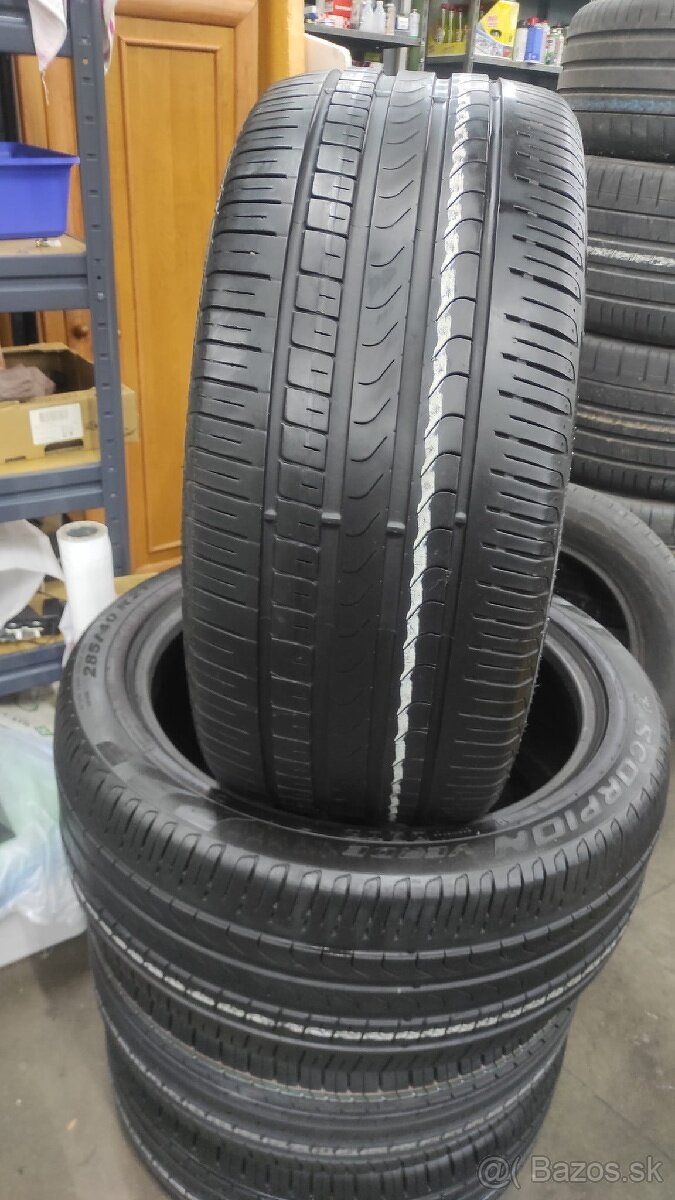 Pirelli 285/40R21 letné