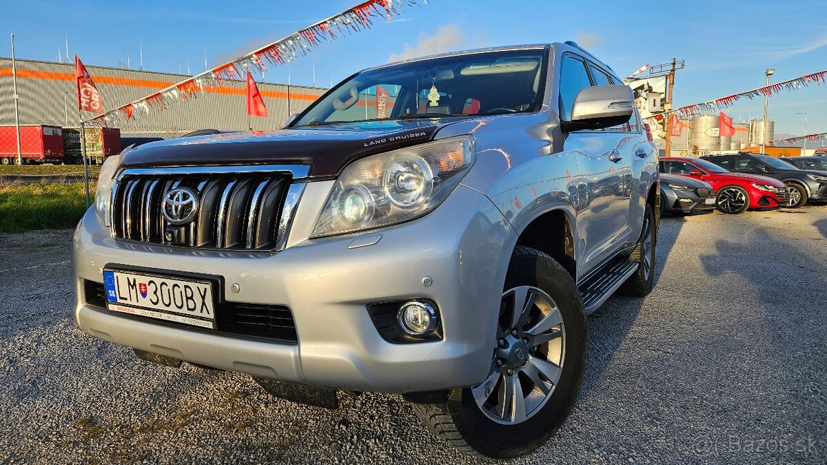 Toyota Land Cruiser 3.0I D-4D 60th Anniversary A/T