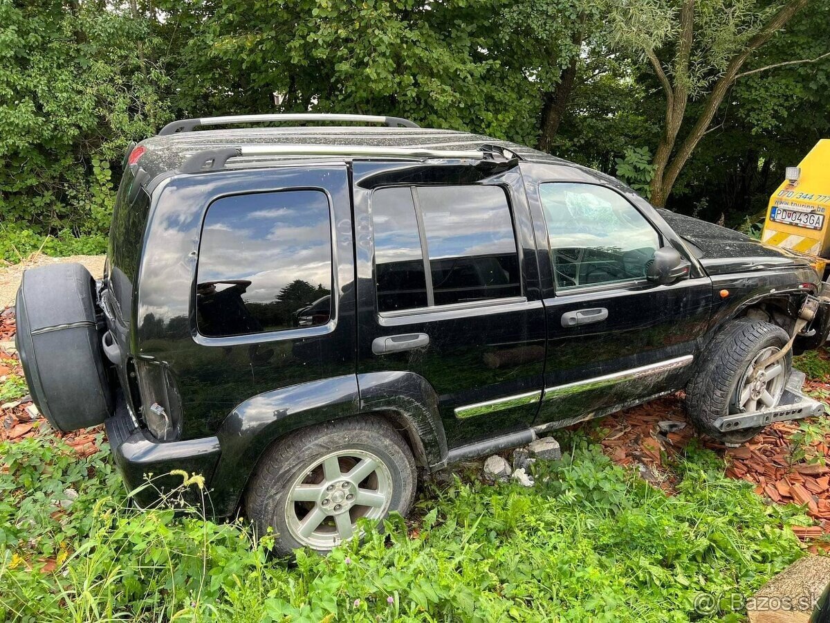 Diely jeep Cherokee kj Liberty 2.8crd