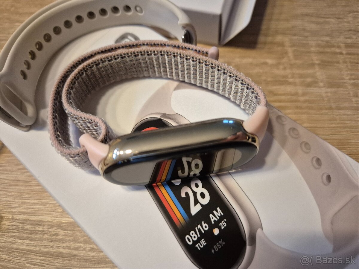 Xiaomi Smart Band 8, zlatý