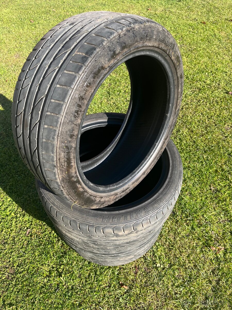 215/45 R17