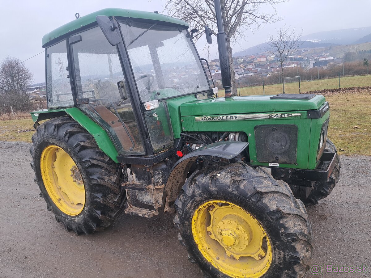 PREDAM TRAKTOR ZETOR 7340 V PREVEDENI JOHN DEERE