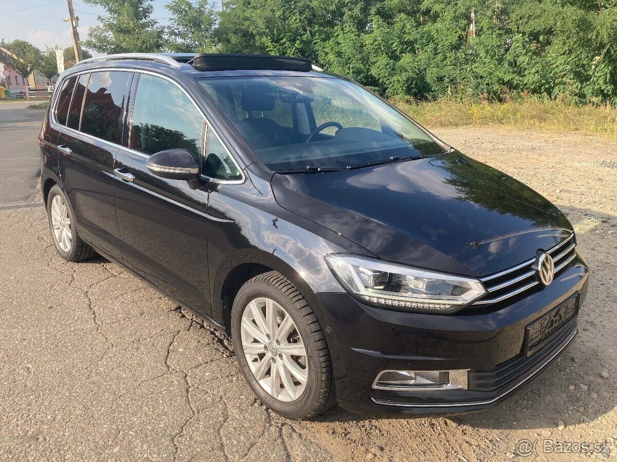 Volkswagen Touran 1.4 TSI, Automat, 7 míst, Panorama.