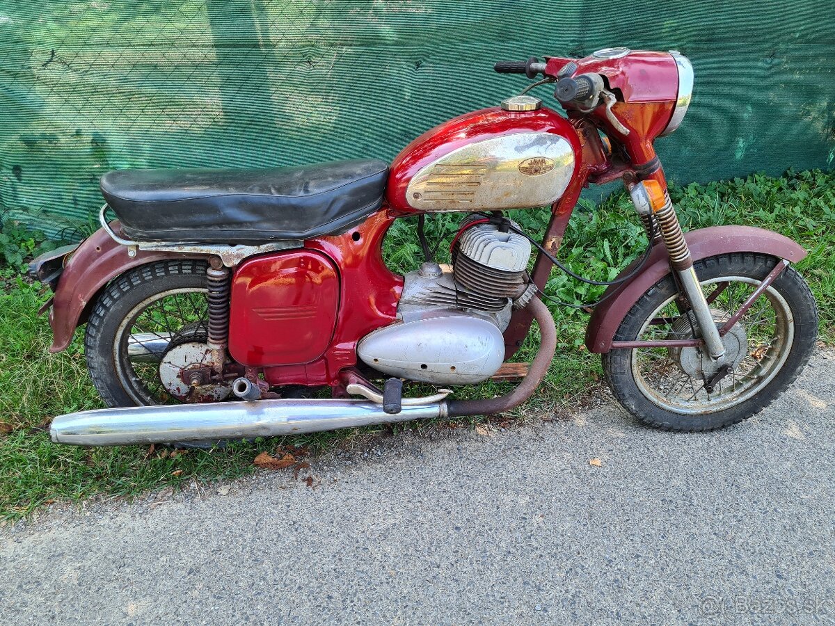 Jawa 350/360 panelka