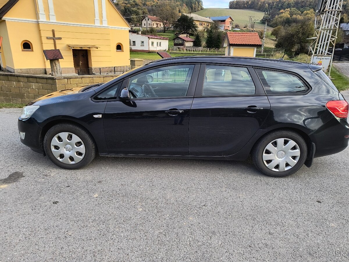 Opel Astra Sport Turer