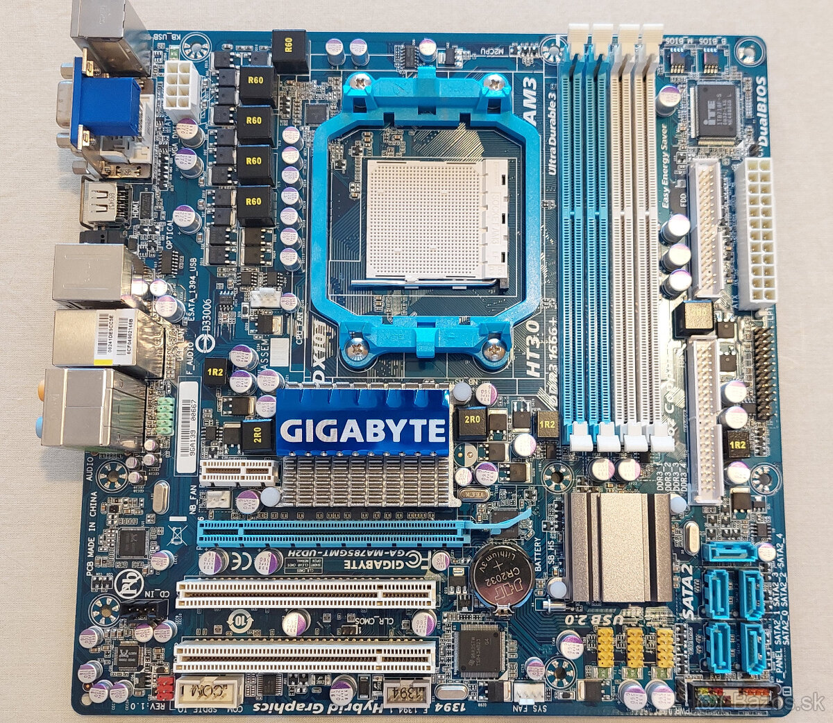 GIGABYTE GA-MA785GMT-UD2H AM3