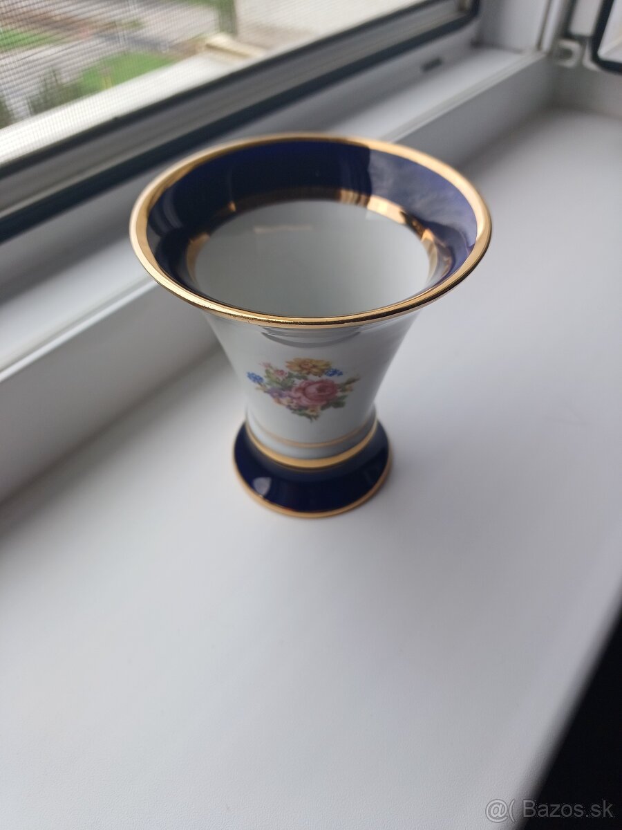 Porcelánová váza Royal Dux