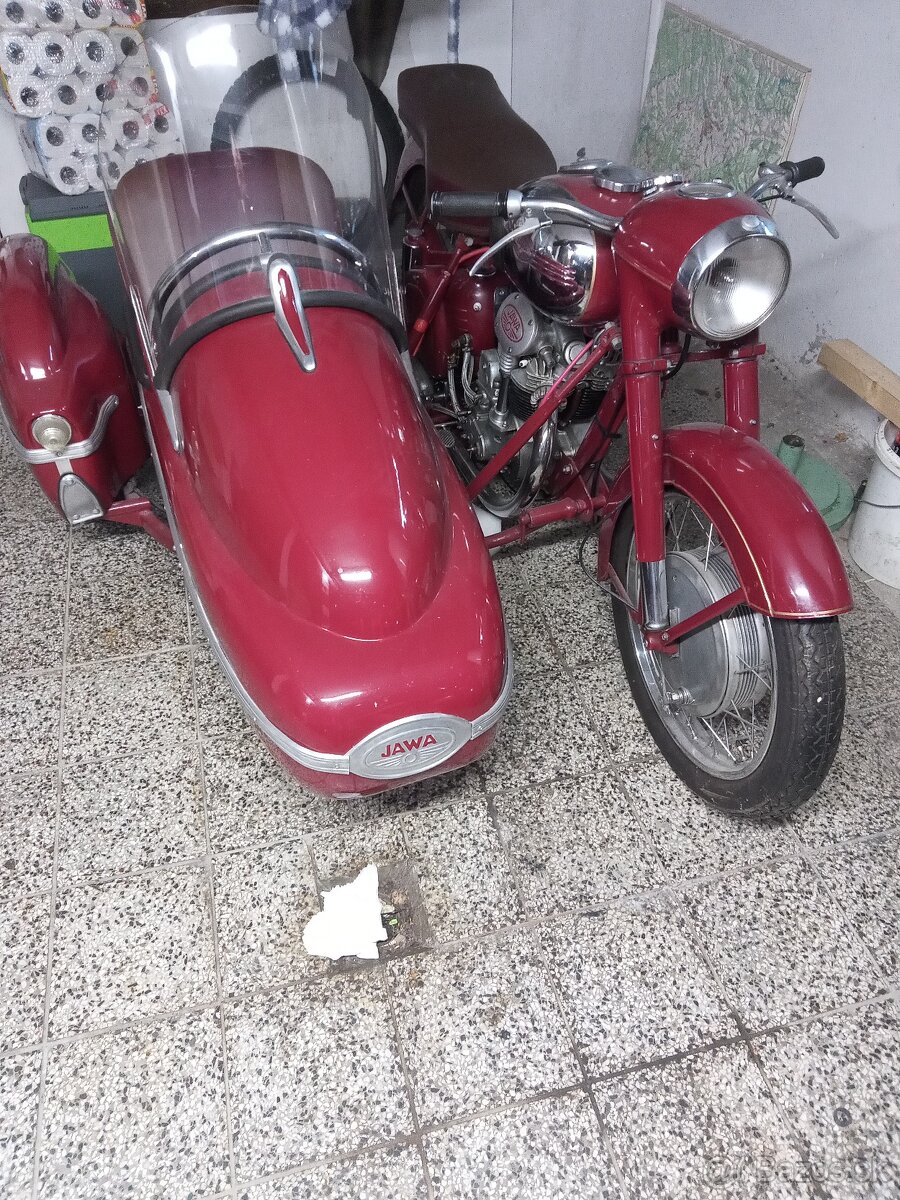 Predaj JAWA 500 OHC so sajdou.