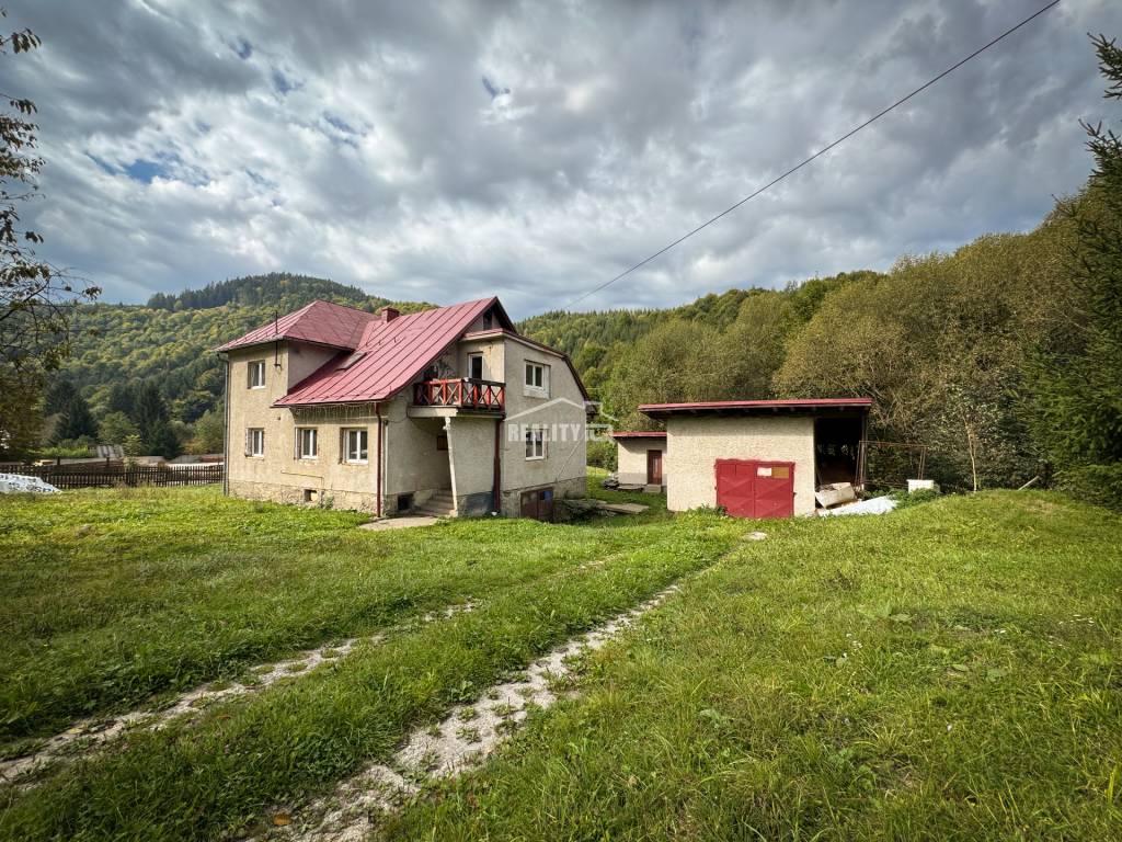 Exkluzívne na predaj rodinný dom s pozemkom 1922 m2, Veľké R