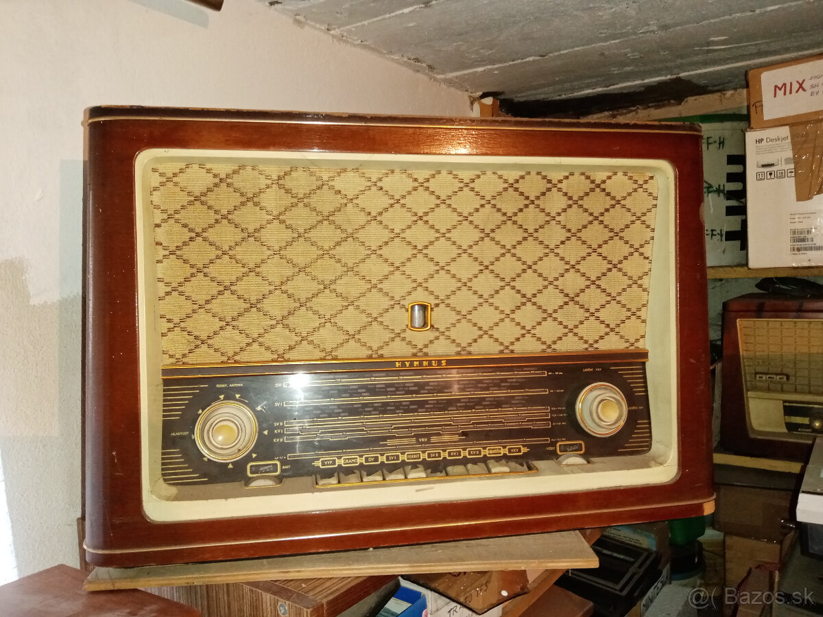 Radio TESLA 625A HYMNUS