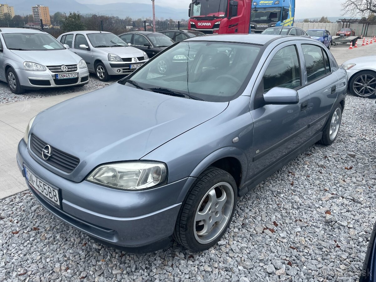 Opel Astra 1.4 i