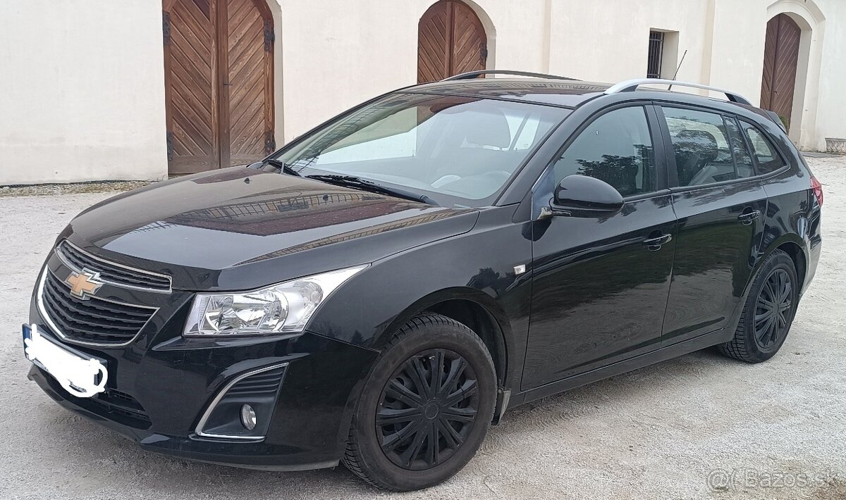 Chevrolet Cruze kombi 1.8, 1.majitel,najazd len 54800km