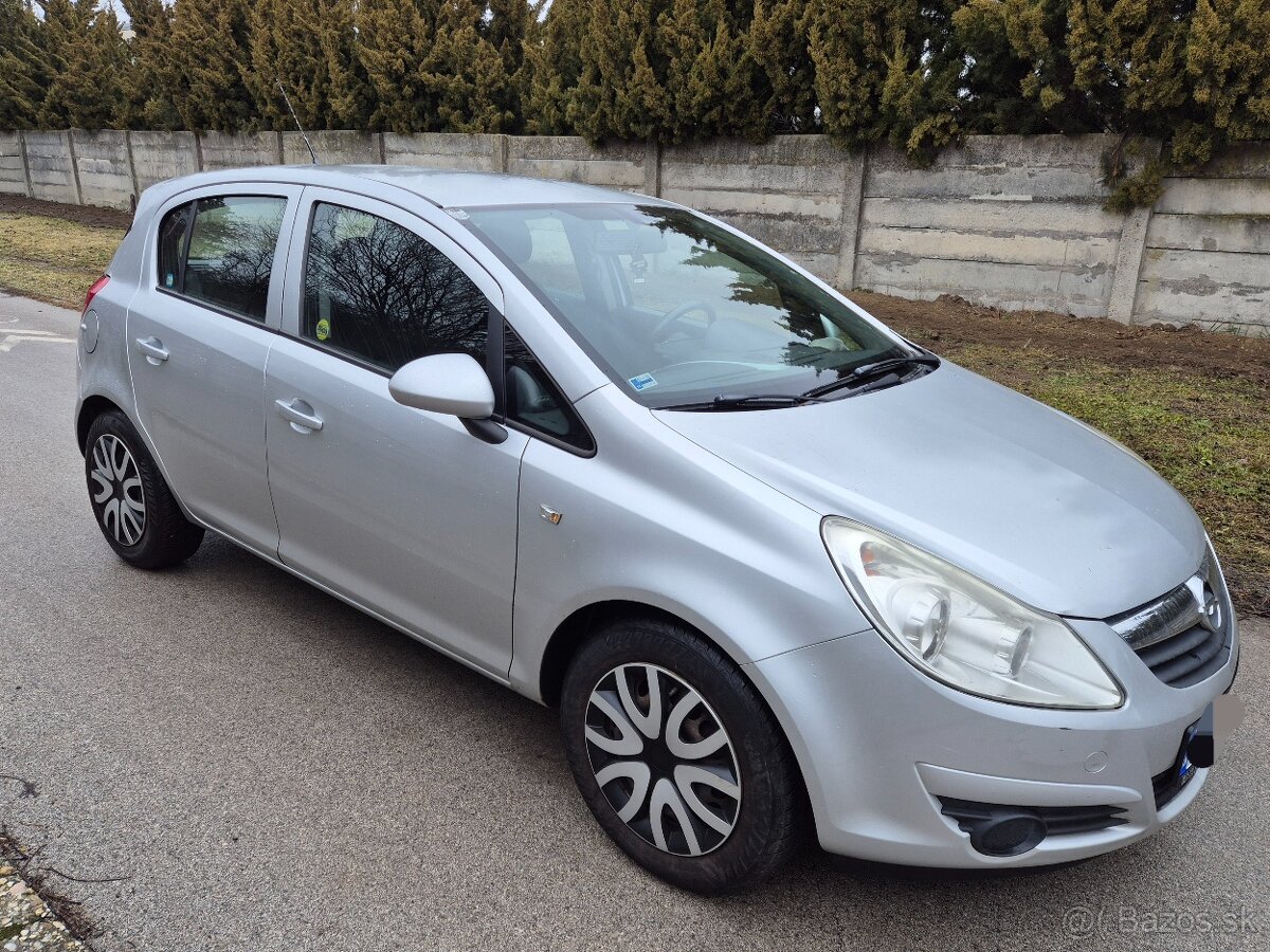 Predám Opel Corsa D 1.0 12v 44kw Ecotec r.v.2009