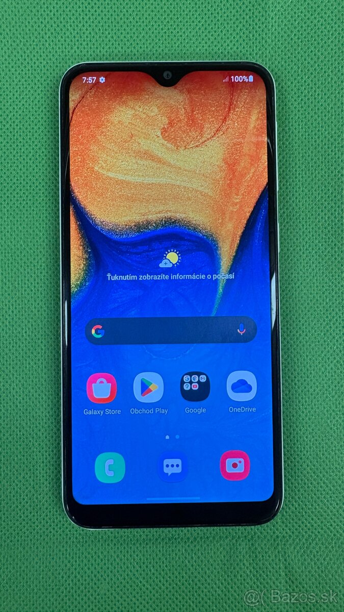 samsung galaxy a20e biely