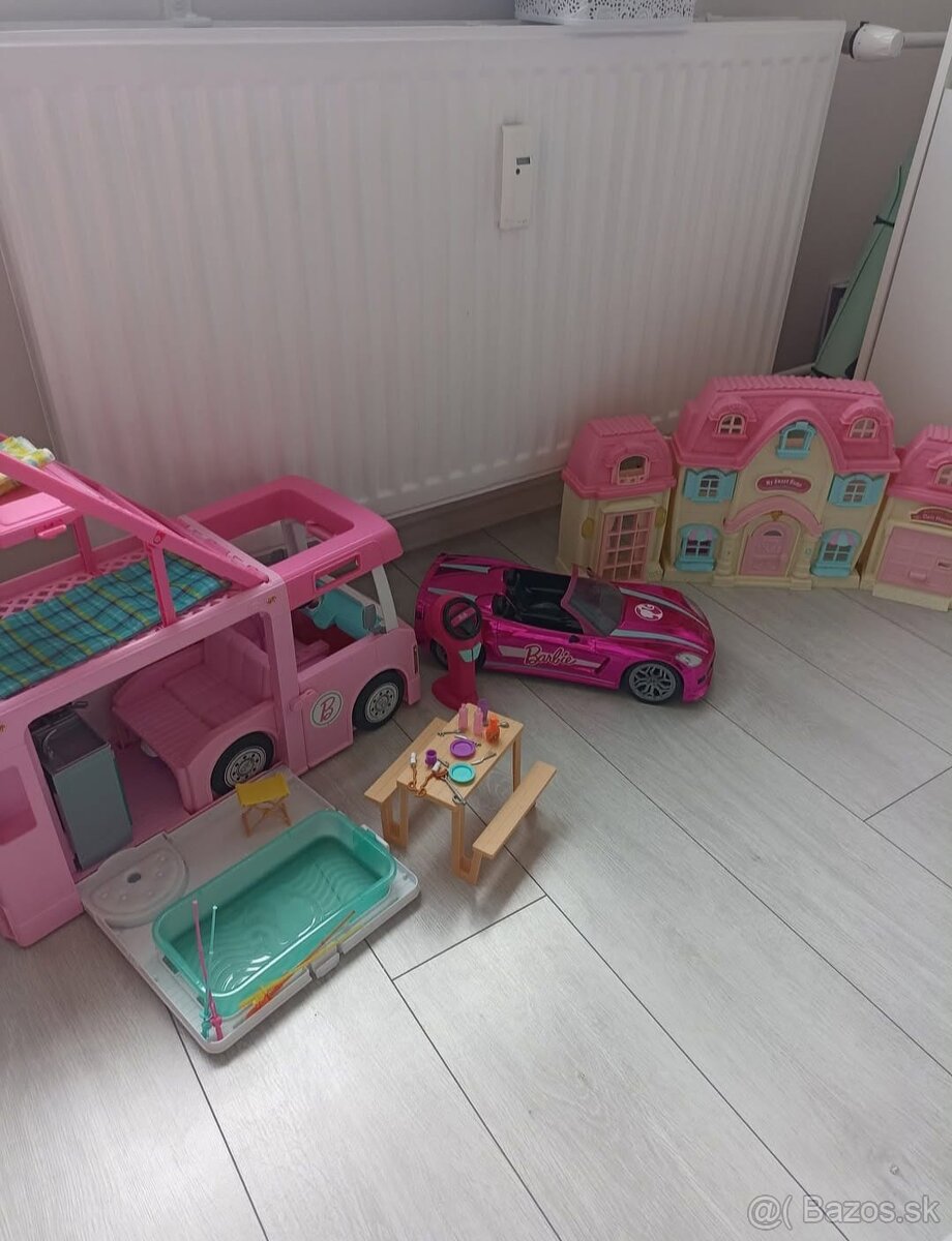 Barbie karavan+domček