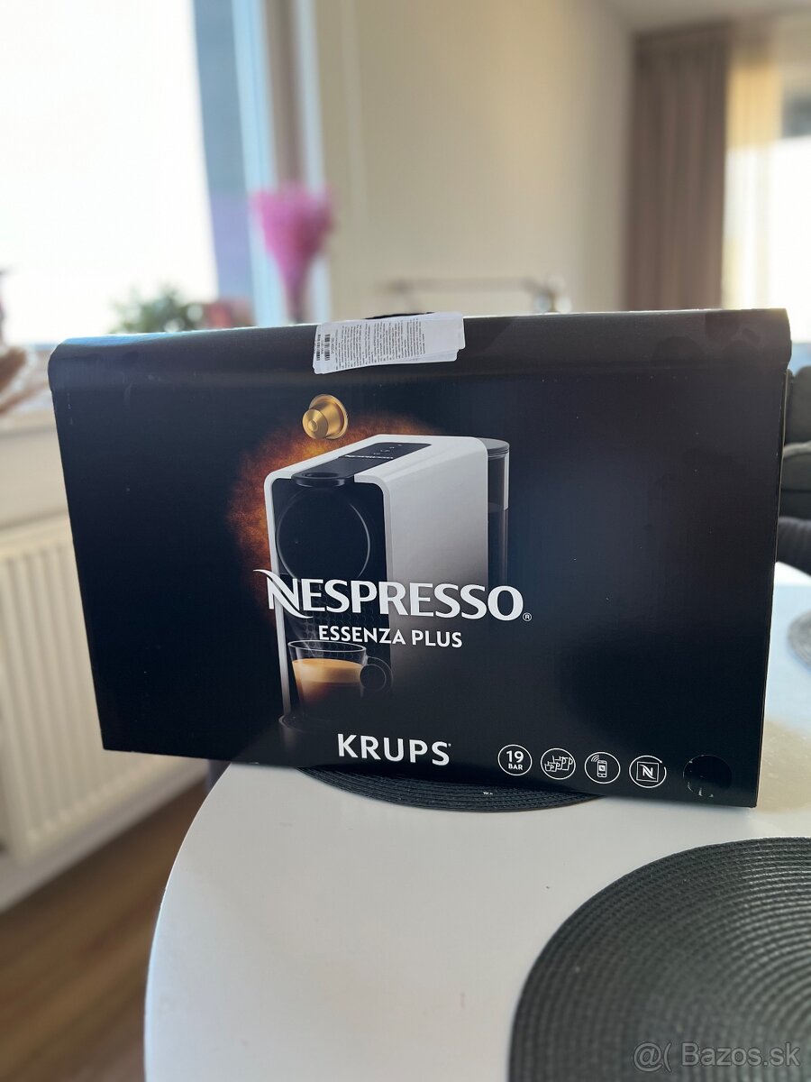 Nespresso essenza plus  KRUPS kapsulový kávovar