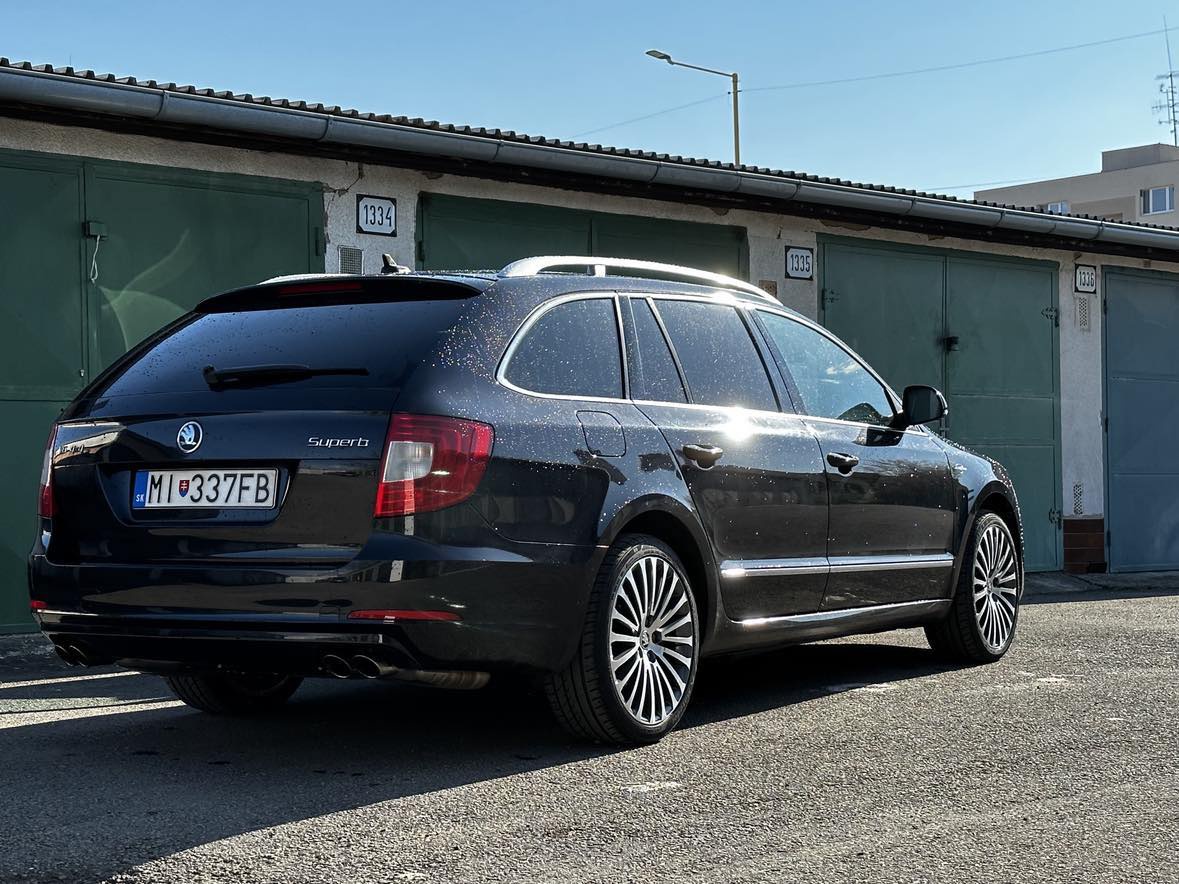 Škoda superb 2 3.6 FSI laurin klement