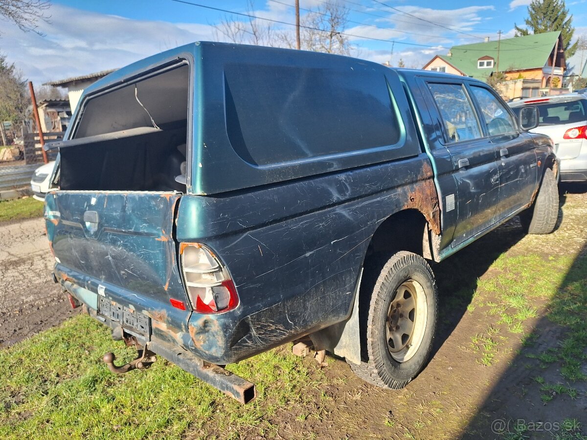 MITSUBISHI L200 4X4