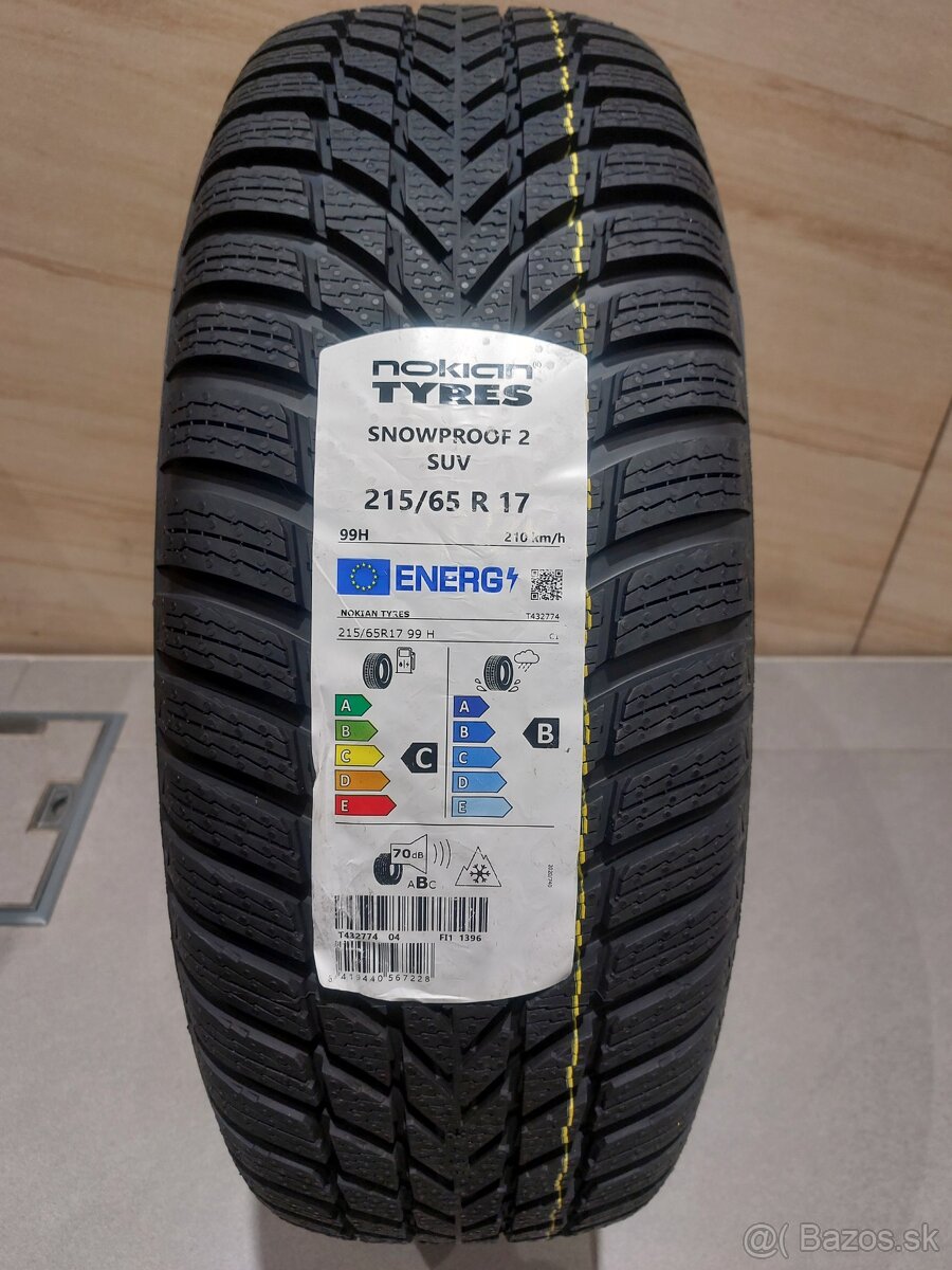 Zimné pneu Nokian SNOWPROOF 2, 215/65 R17