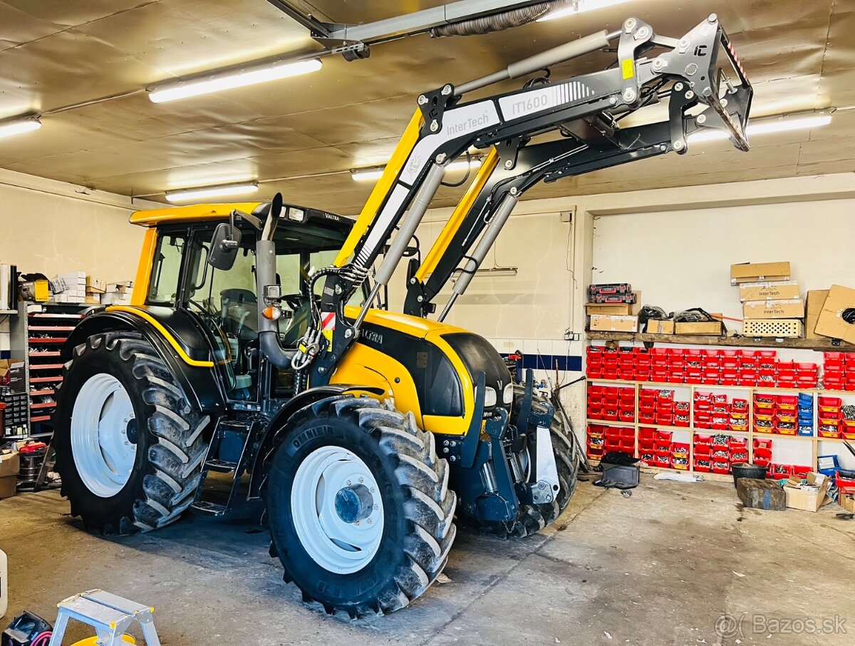 Valtra n111. Hi-tech