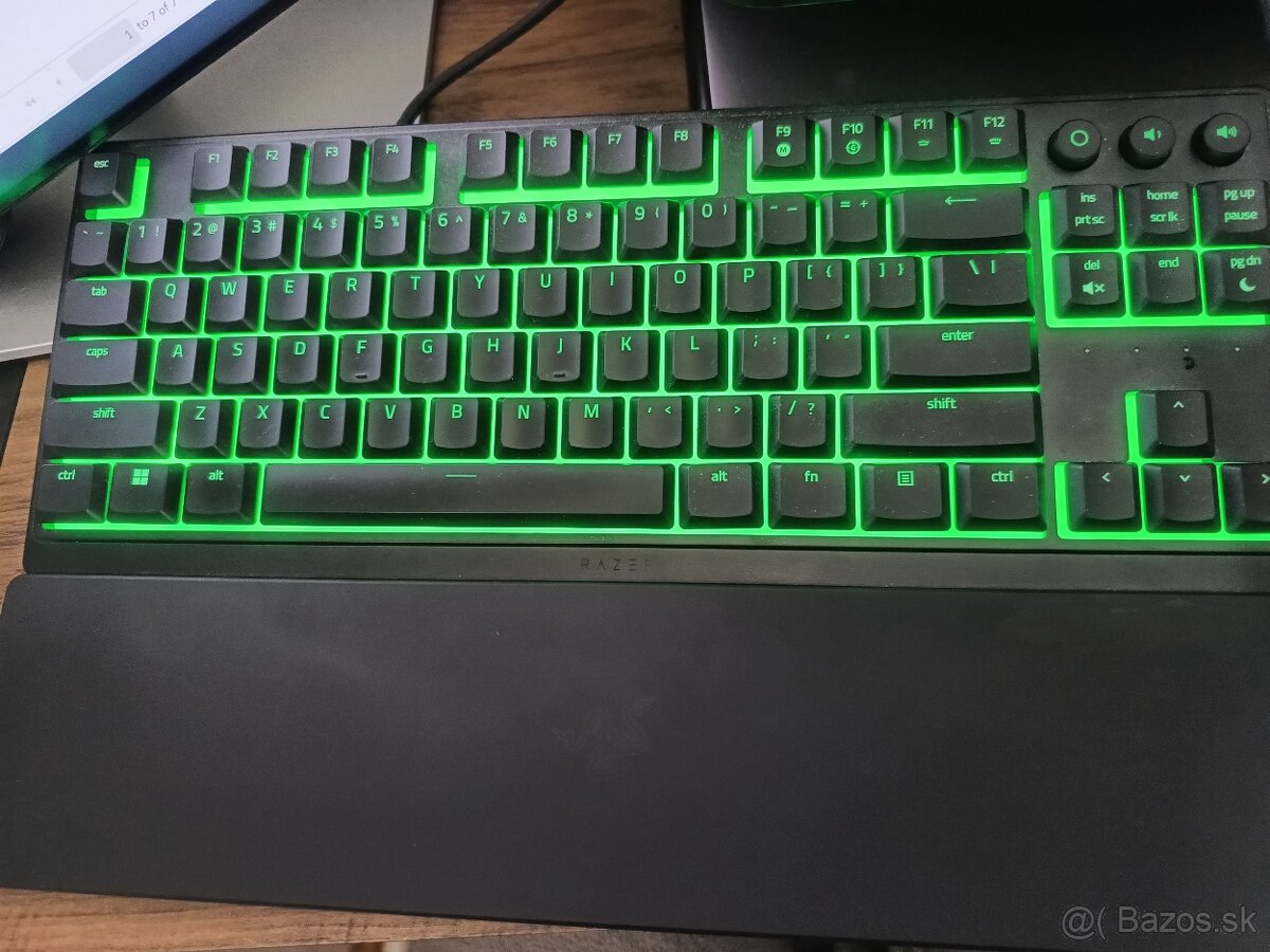 Predam hernu klavesnicu Razer Ornata V3 TKL US v zaruke