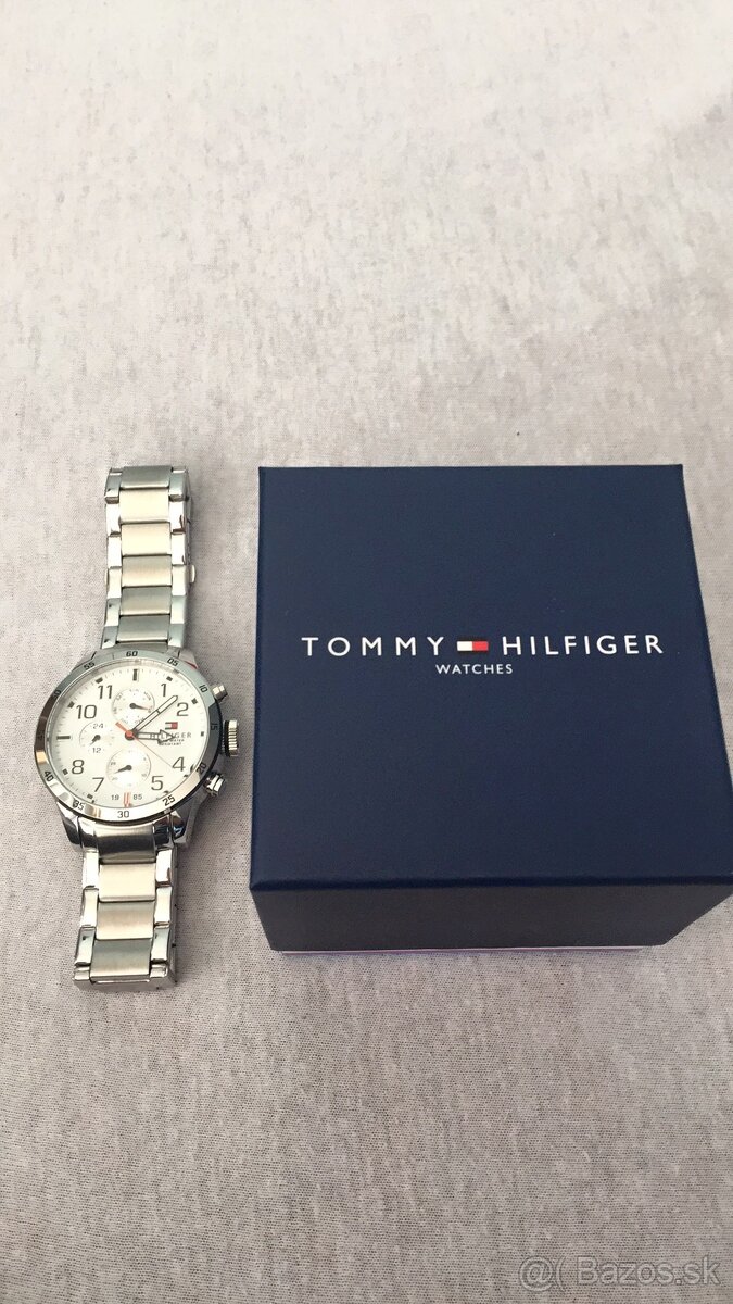 Tommy Hilfiger