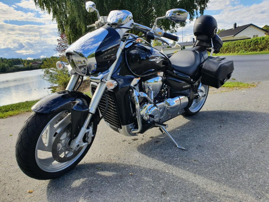 Suzuki Intruder VZR 1800 M1800R 2009 SK garancia km