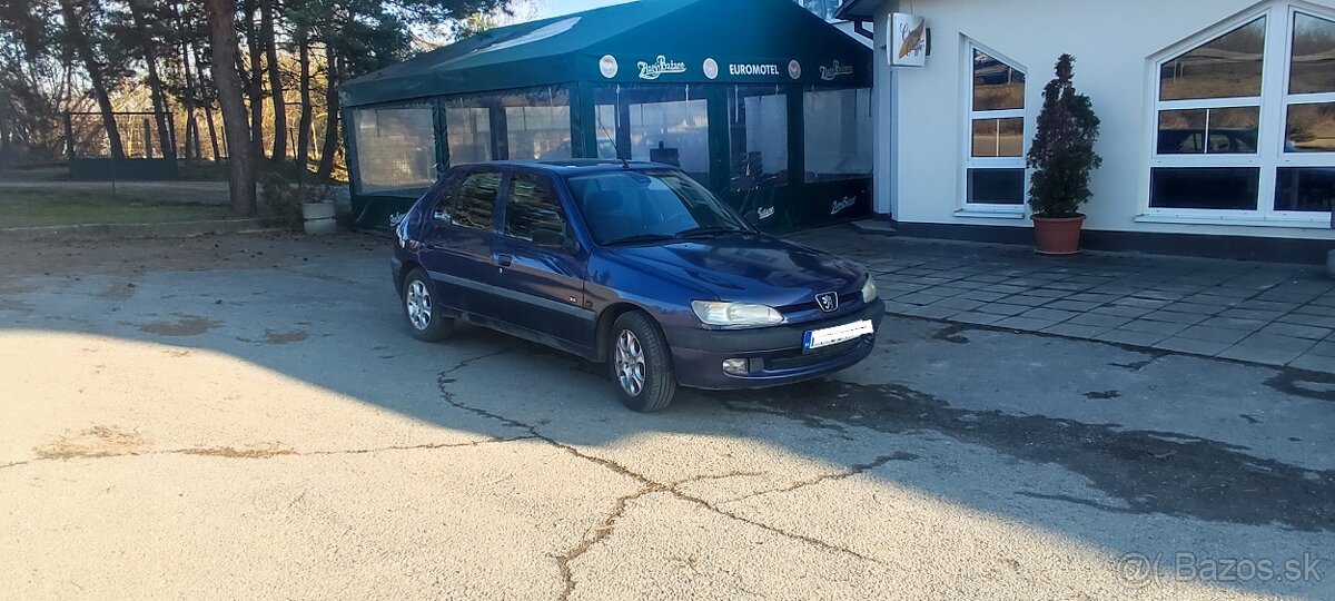 Peugeot 306