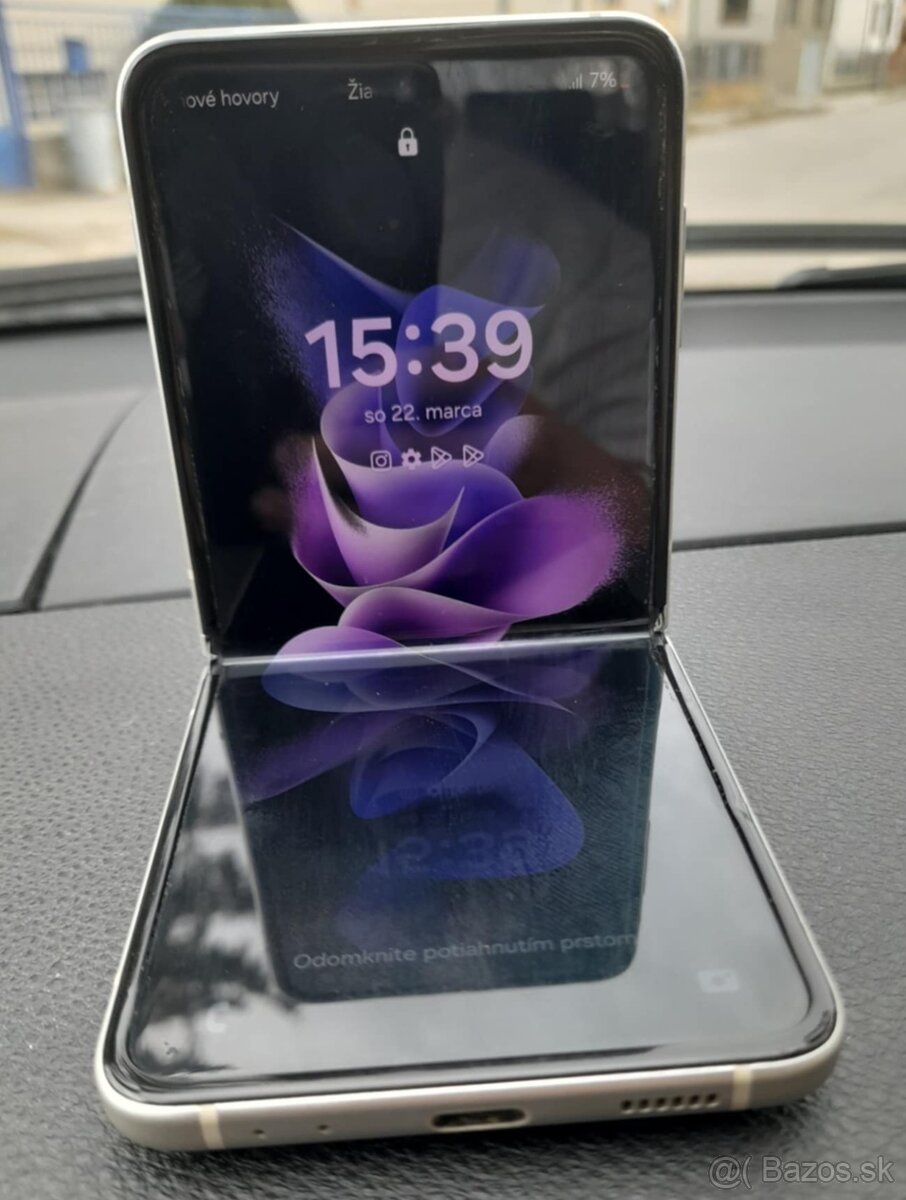 Samsung galaxy Z 3 5g