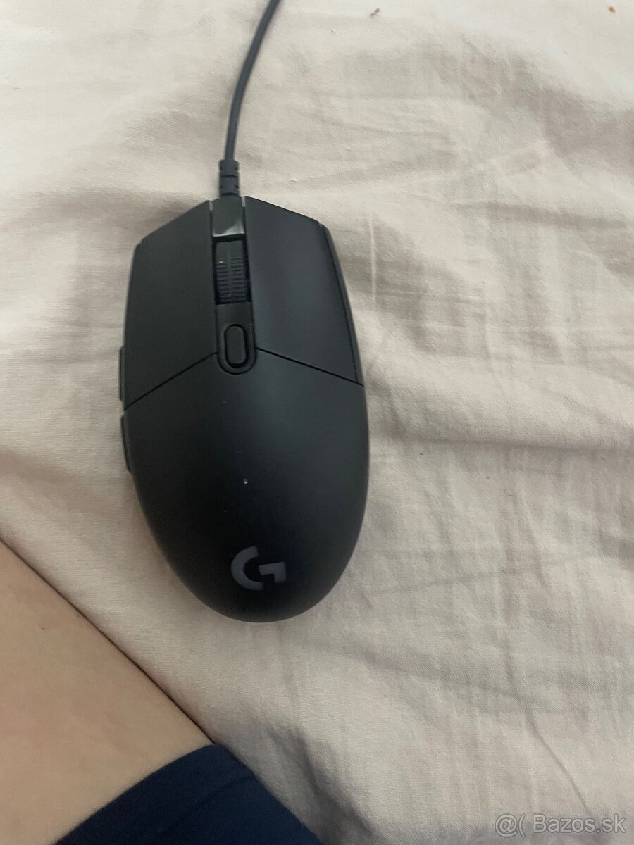 Miš Logitech g102