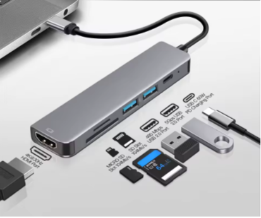 USB C dokovacia stanica / port duplikator