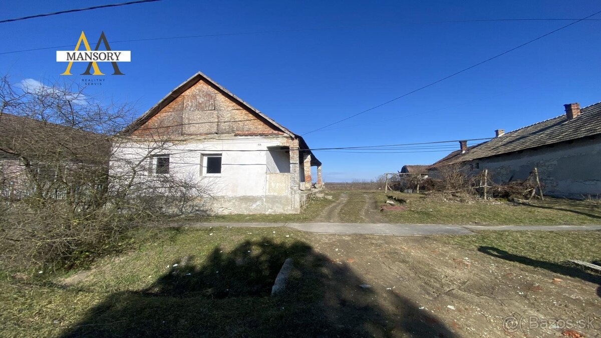 Na predaj domček v Ipolytarnóc na pozemku 2470 m2 za 12 500 