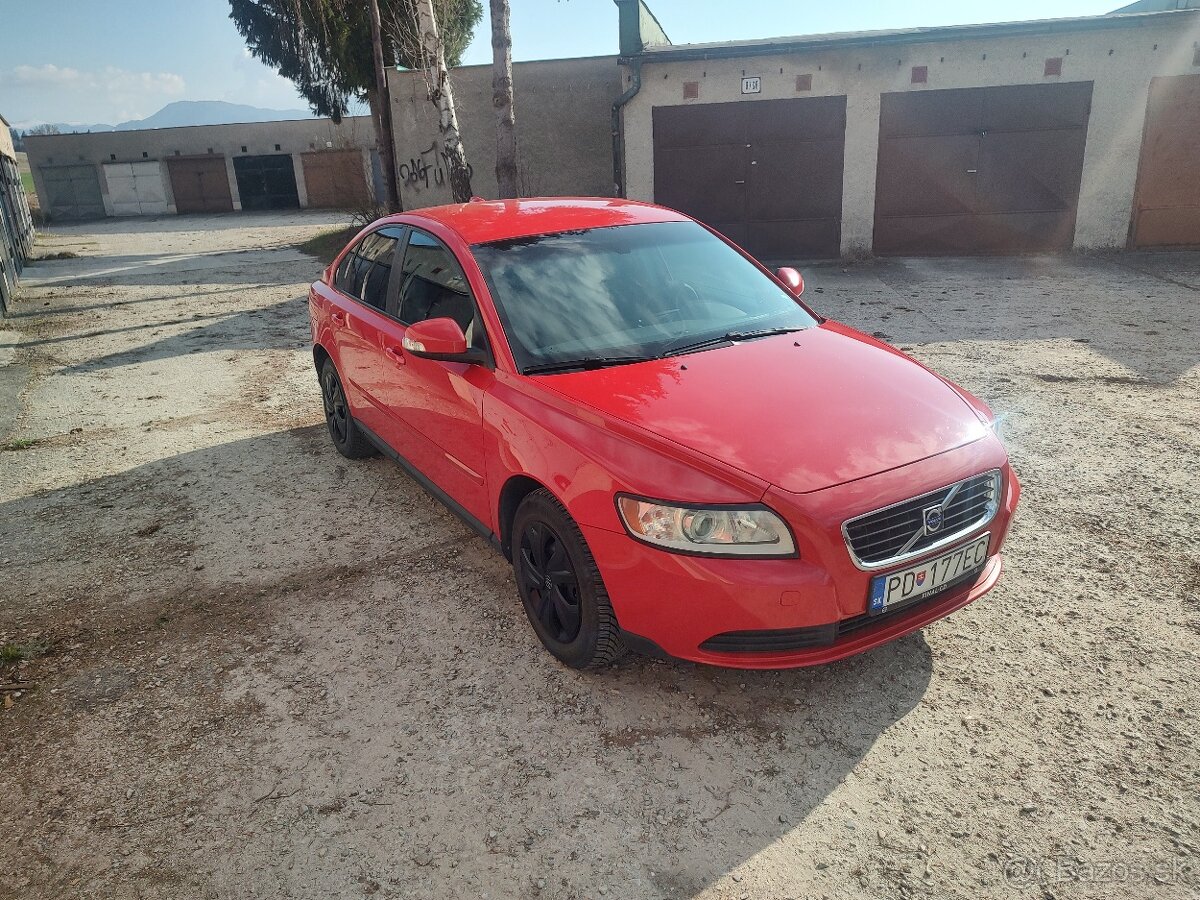 Volvo S40 2010