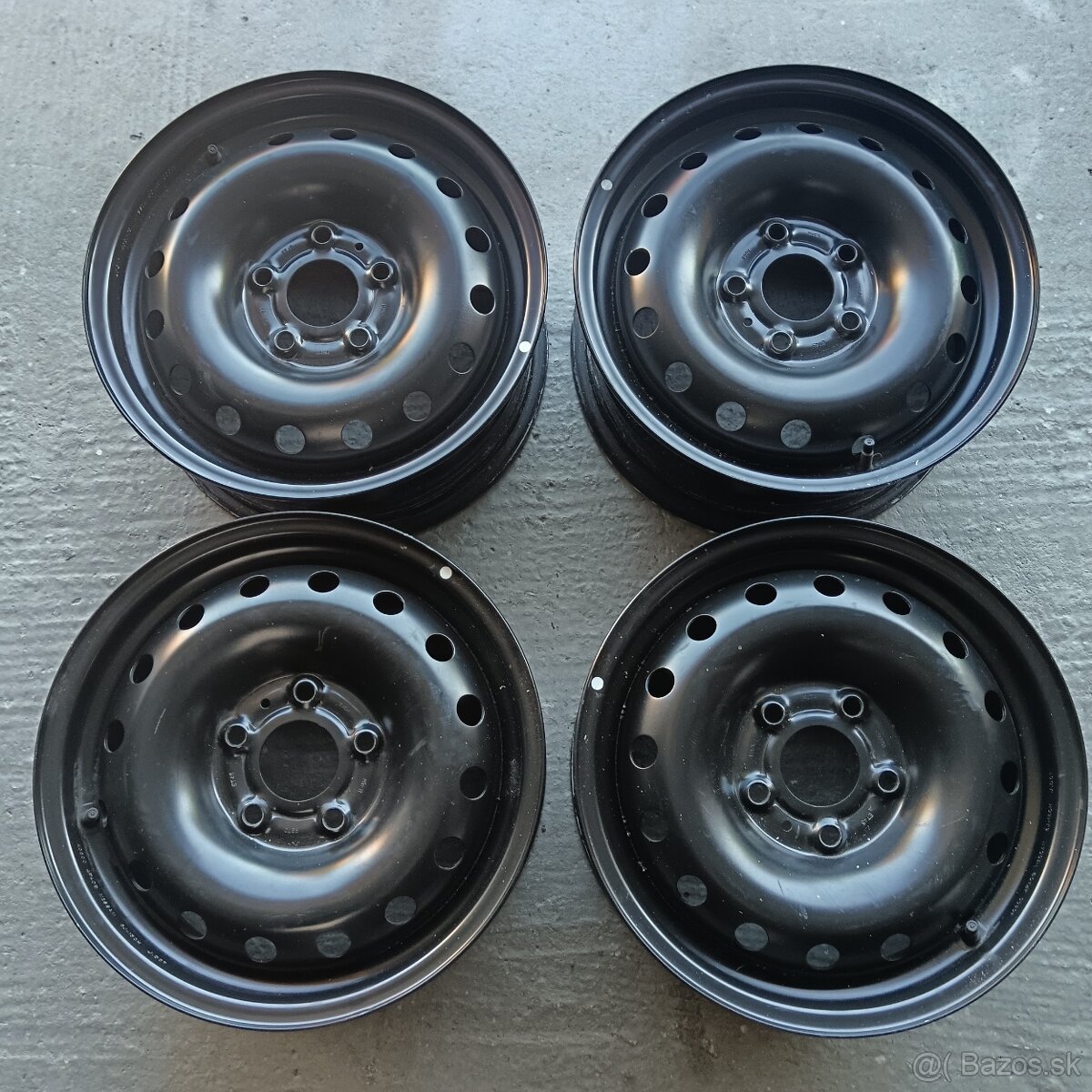 15"Plechové disky 5x114,3 Renault Nissan Dacia