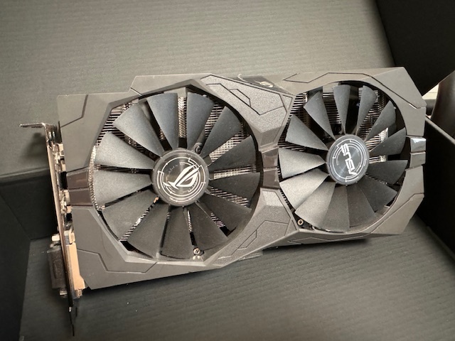 ASUS GTX 1050 Ti STRIX 4 GB