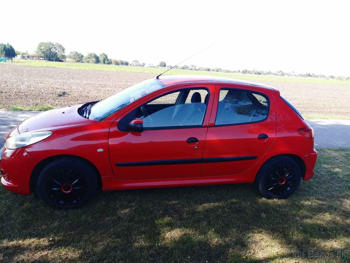 Peugeot 206 plus 77 000km