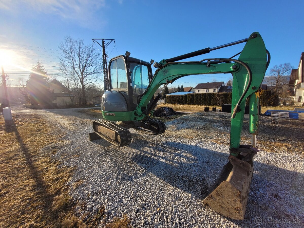 Minibager minirypadlo báger JCB 3200kg