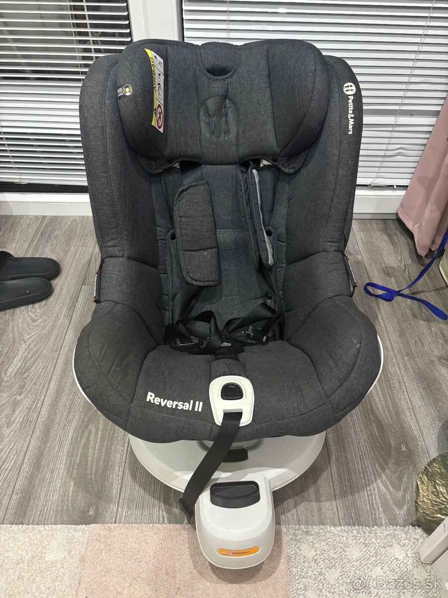 PETITE&MARS Autosedačka Reversal II (0-18 kg) Isofix