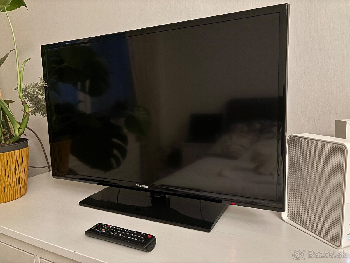 32" Samsung UE32EH4003WXBT