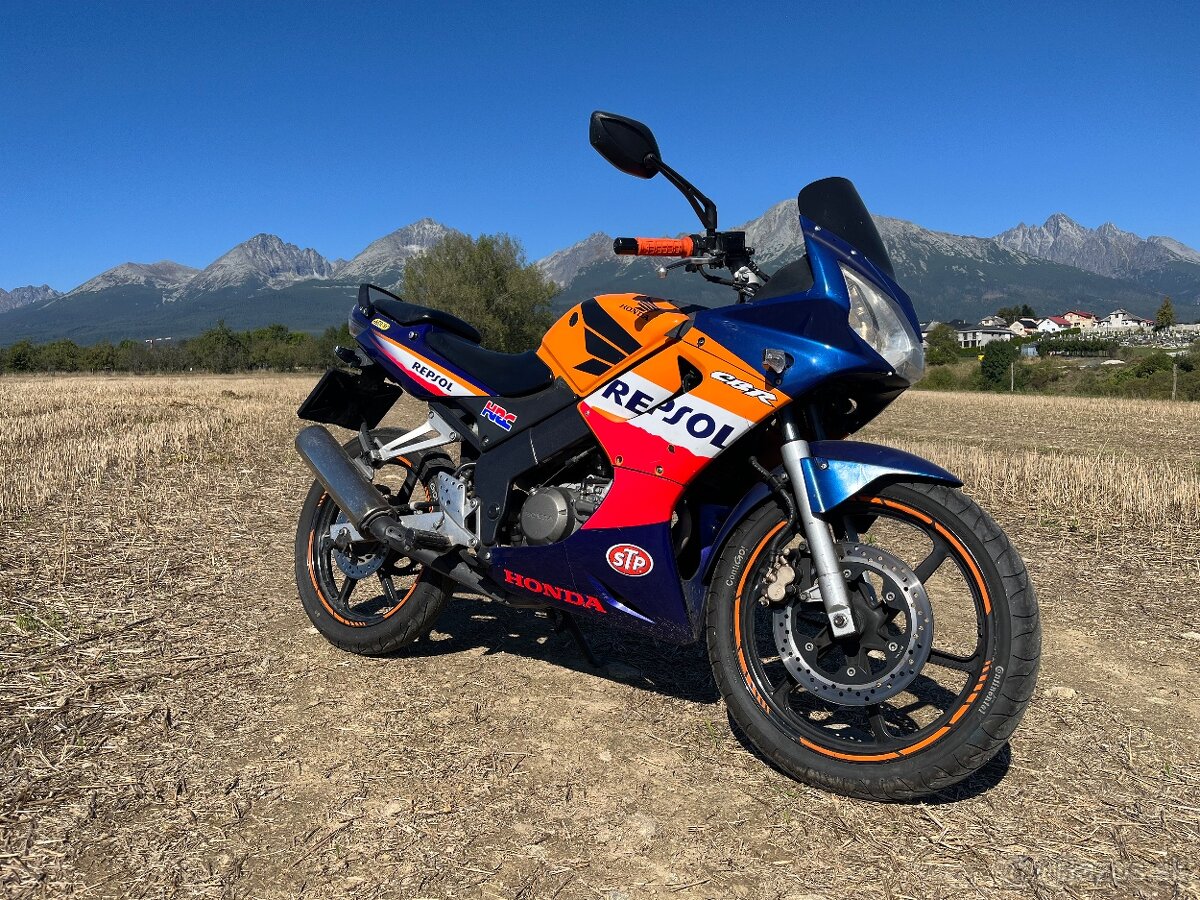 Honda CBR 125R REPSOL